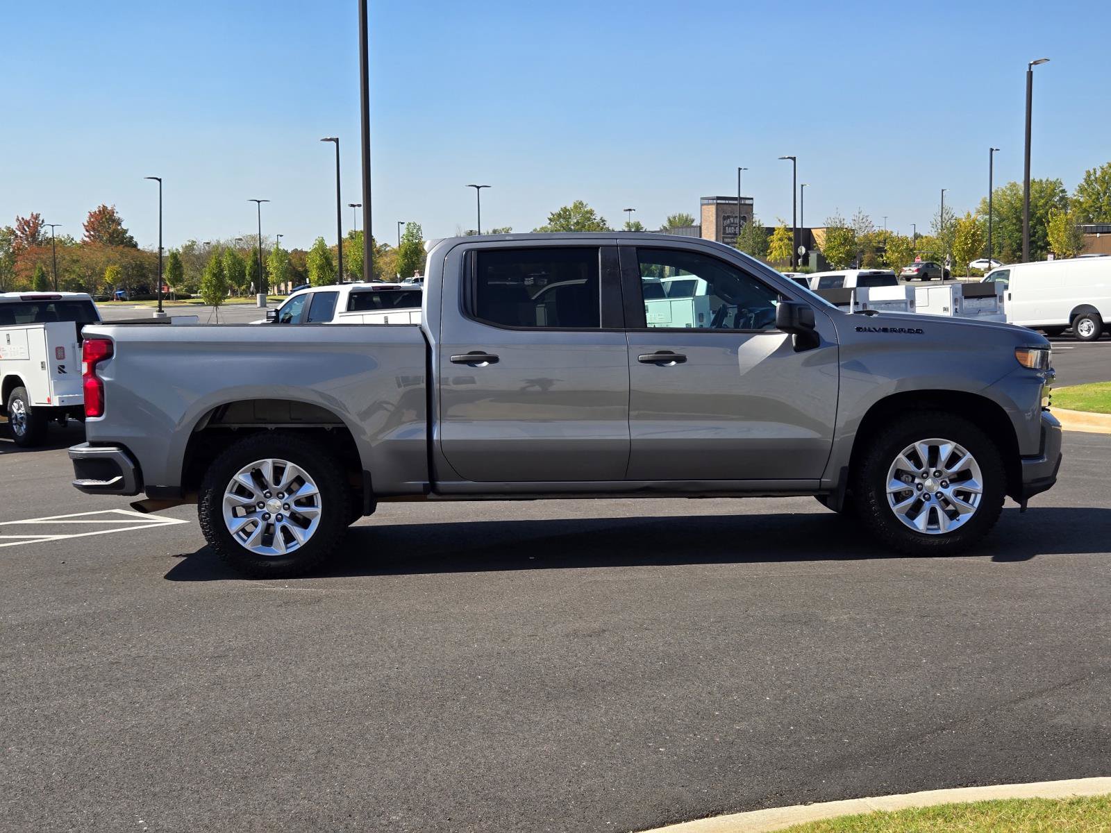 Used 2021 Chevrolet Silverado 1500 Custom w/ LPO, Dark Essentials Package RWD image 7