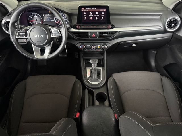 Used 2023 Kia Forte LXS image 9