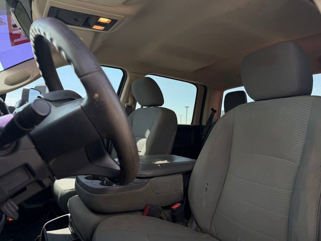 Used 2017 RAM 2500 Tradesman w/ Chrome Appearance Group image 13