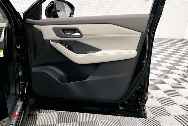 New 2026 Nissan Rogue SV image 38
