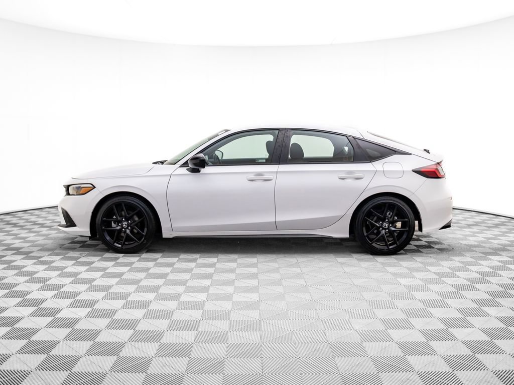 Used 2023 Honda Civic Sport image 3