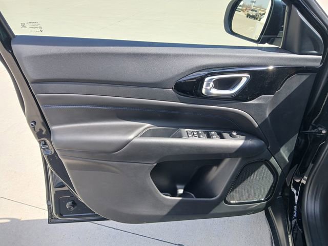 New 2026 Jeep Compass Limited image 11