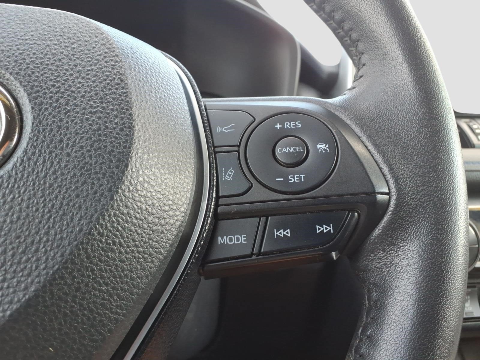 Used 2021 Toyota RAV4 XSE w/ Carpet Mat Package (TMS) AWD/4WD image 22