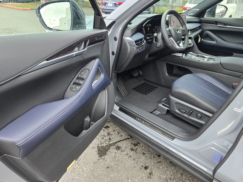 New 2026 INFINITI QX60 Sport image 20