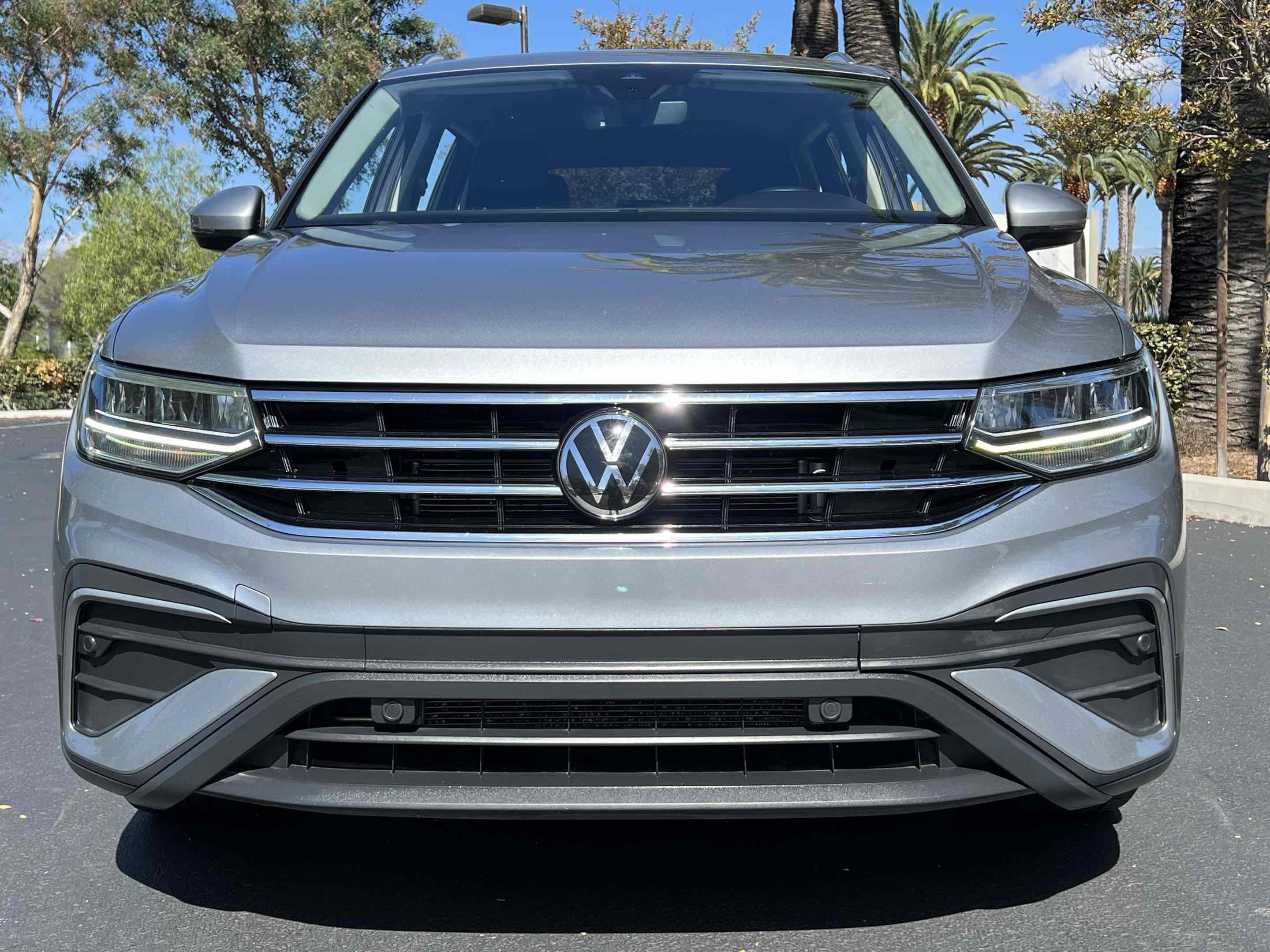 Used 2022 Volkswagen Tiguan SE image 54