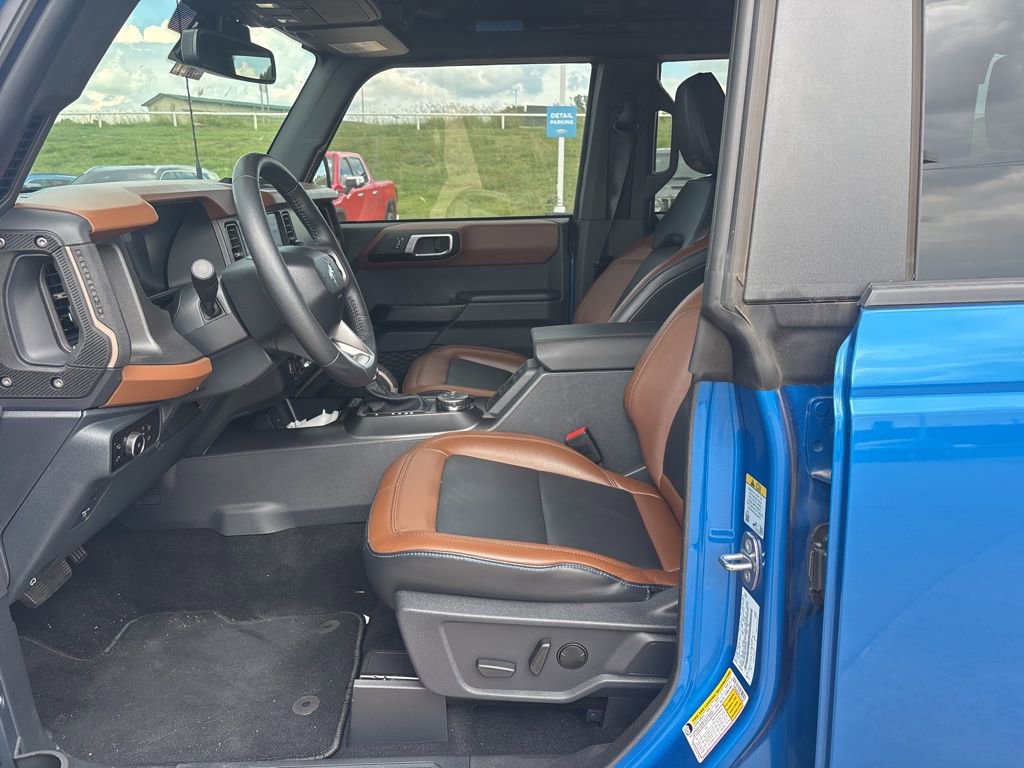Used 2024 Ford Bronco Outer Banks AWD/4WD image 10