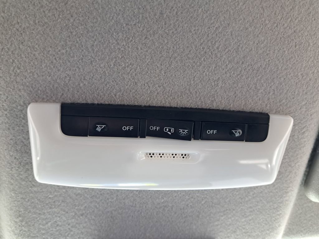 Used 2023 Nissan Kicks SV image 26