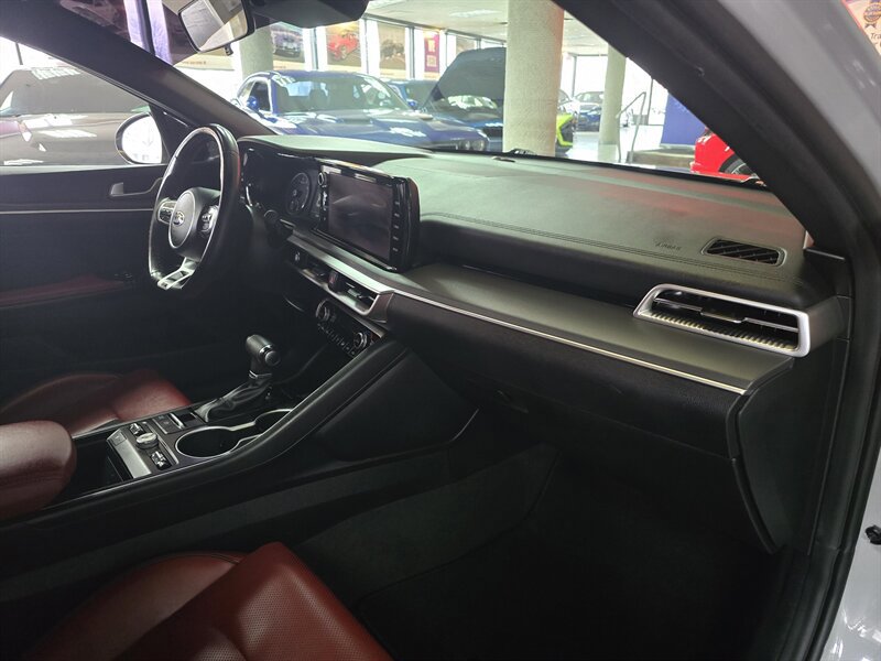 Used 2021 Kia K5 GT-Line AWD/4WD image 13