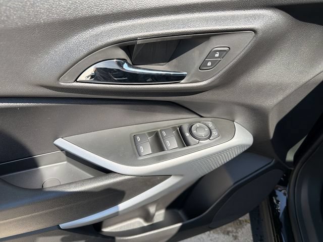 New 2026 Chevrolet Trax RS w/ Driver Confidence Package FWD image 14