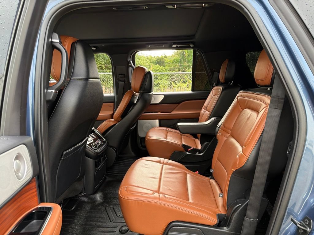 Used 2019 Lincoln Navigator L 4WD Reserve w/ Cargo Package image 20