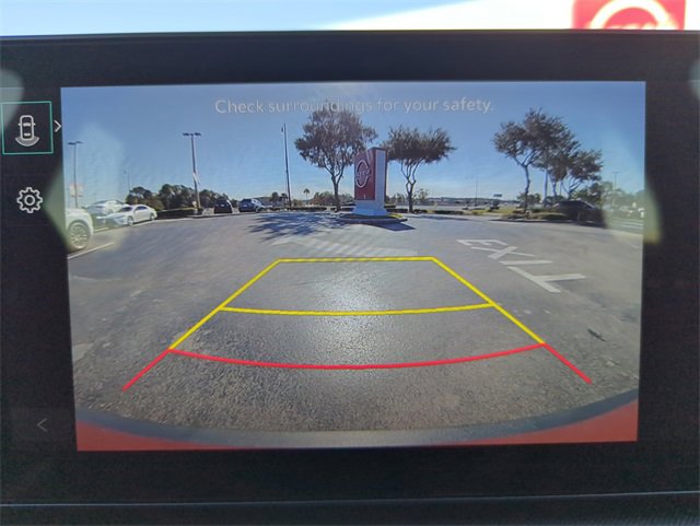 Used 2025 Kia K4 LXS image 29