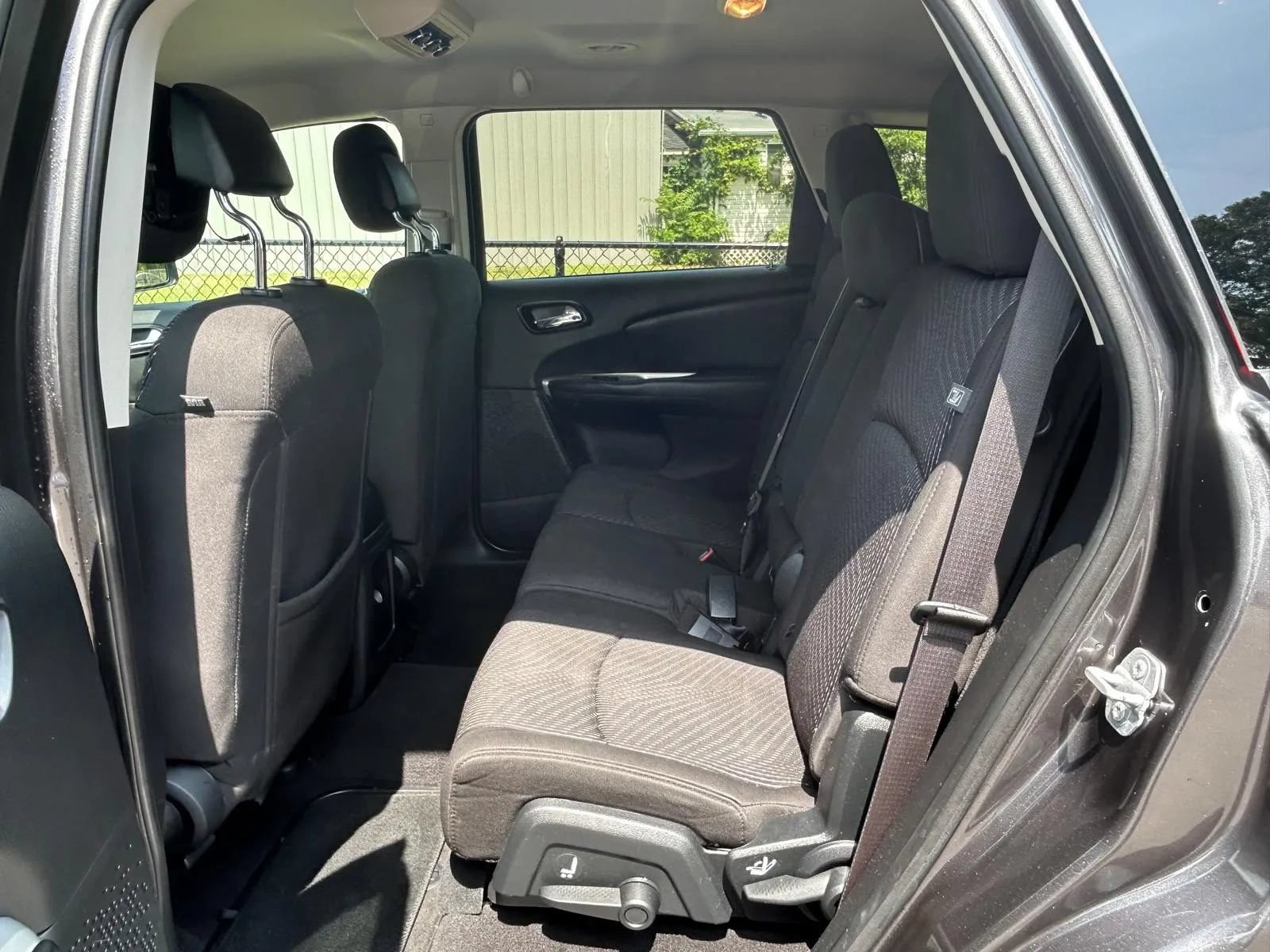 Used 2016 Dodge Journey SE w/ Flexible Seating Group FWD image 7