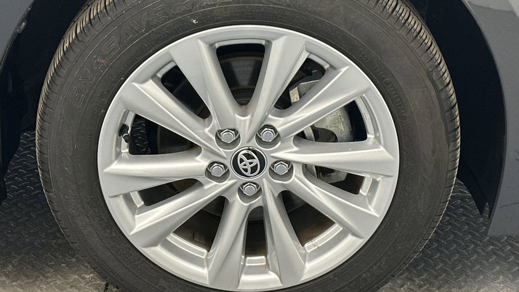 Certified 2024 Toyota Corolla LE w/ LE Convenience Package image 18