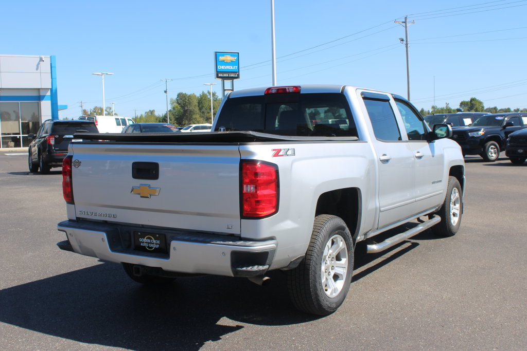 Used 2018 Chevrolet Silverado 1500 LT w/ All Star Edition AWD/4WD image 9