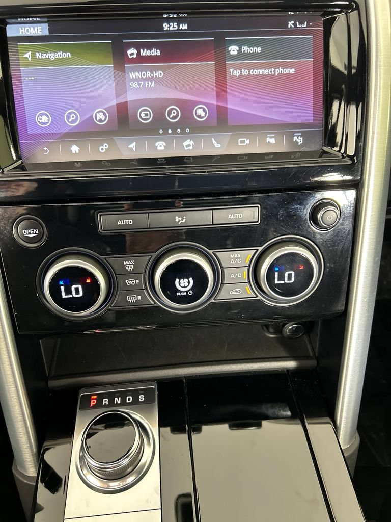 Used 2020 Land Rover Discovery HSE AWD/4WD image 13