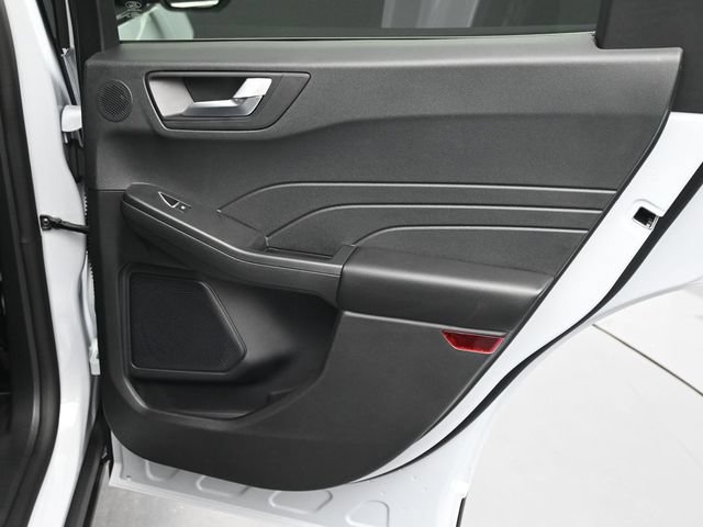 New 2025 Ford Escape SE w/ PHEV Premium Package FWD image 13