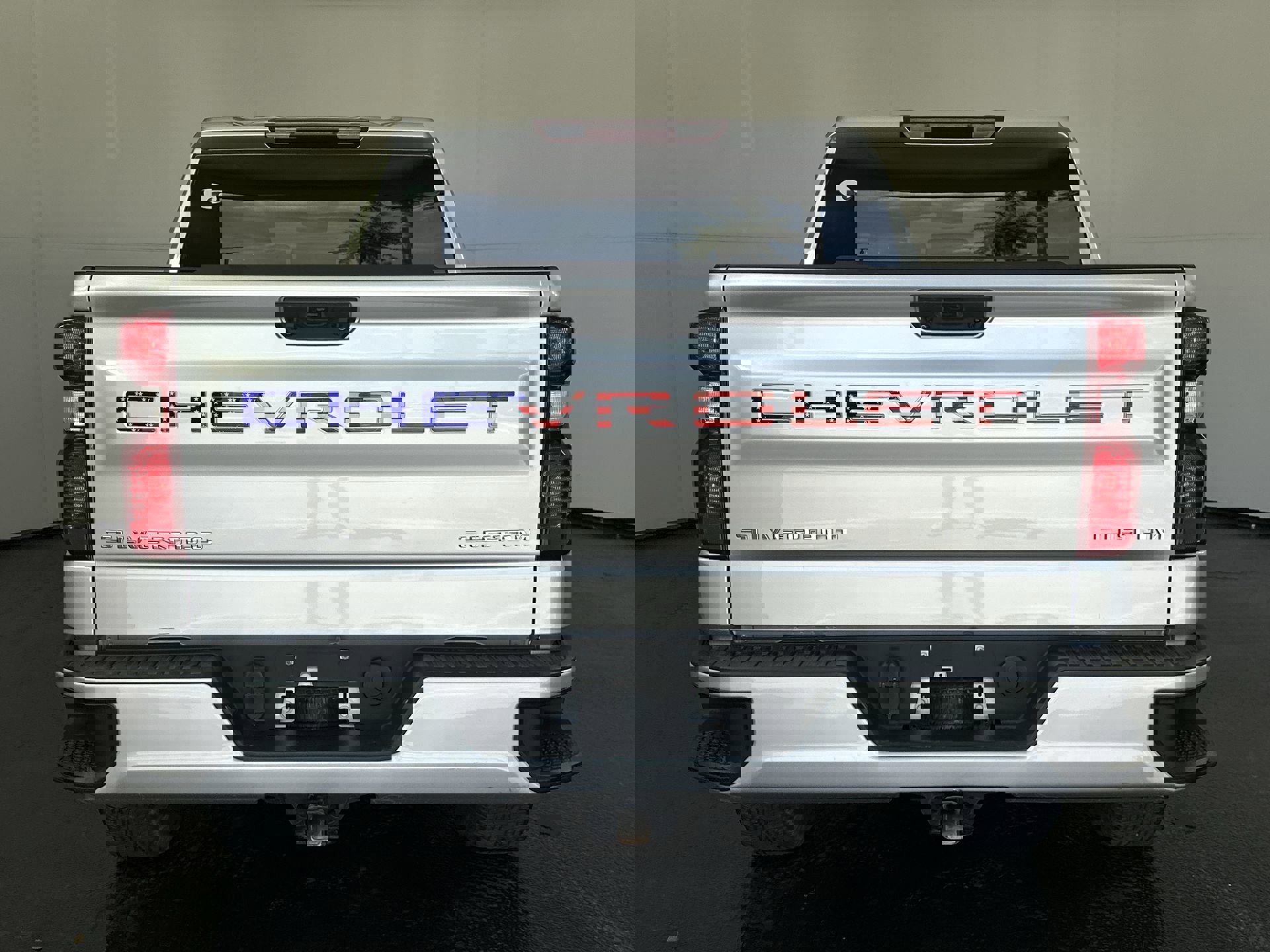 Used 2022 Chevrolet Silverado 1500 Custom image 10