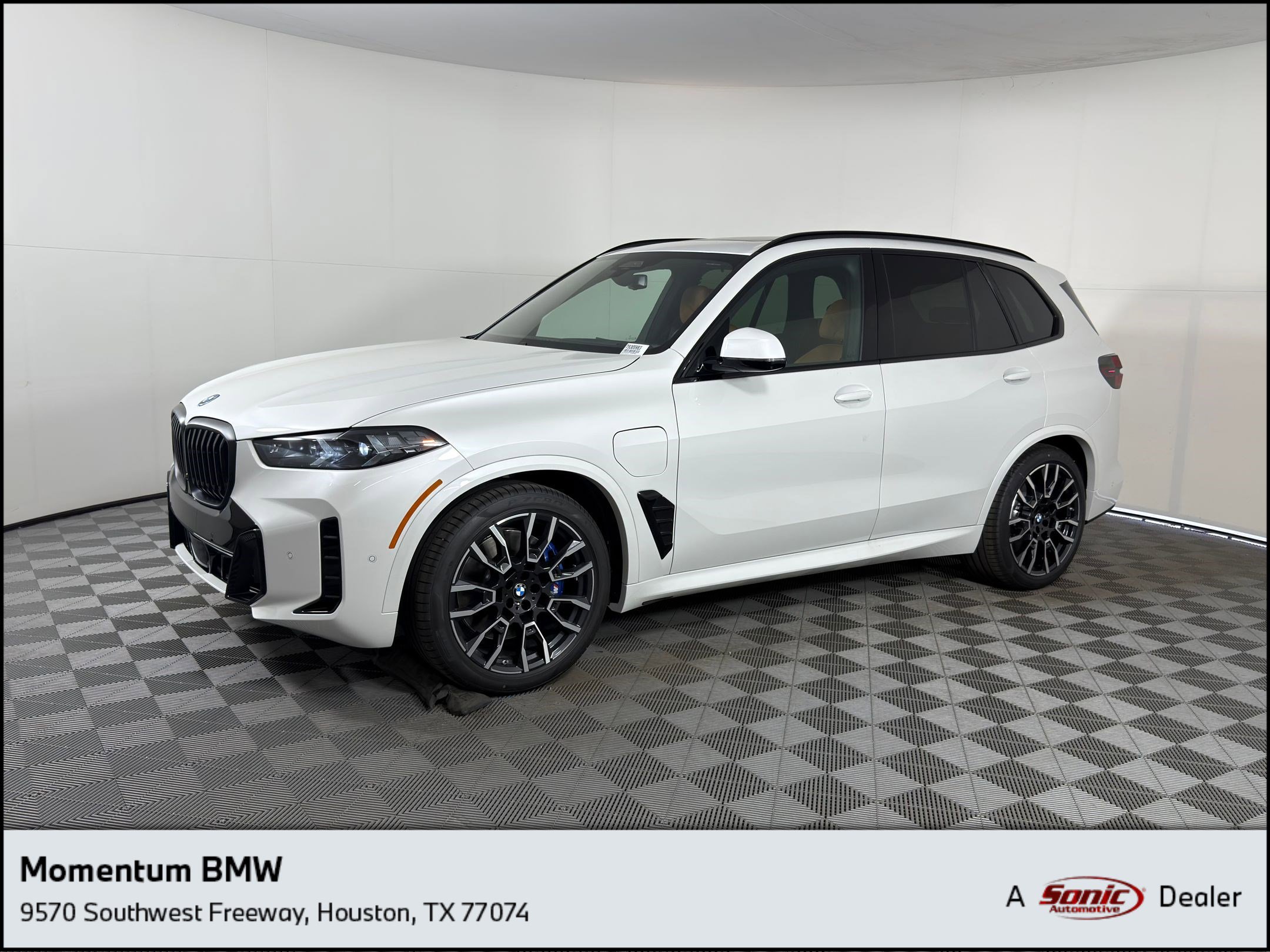 New 2026 BMW X5 xDrive50e w/ Executive Package image 1