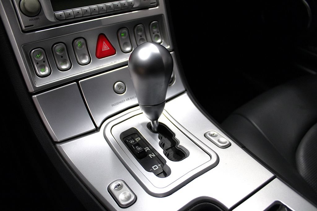 Used 2005 Chrysler Crossfire Limited RWD image 15