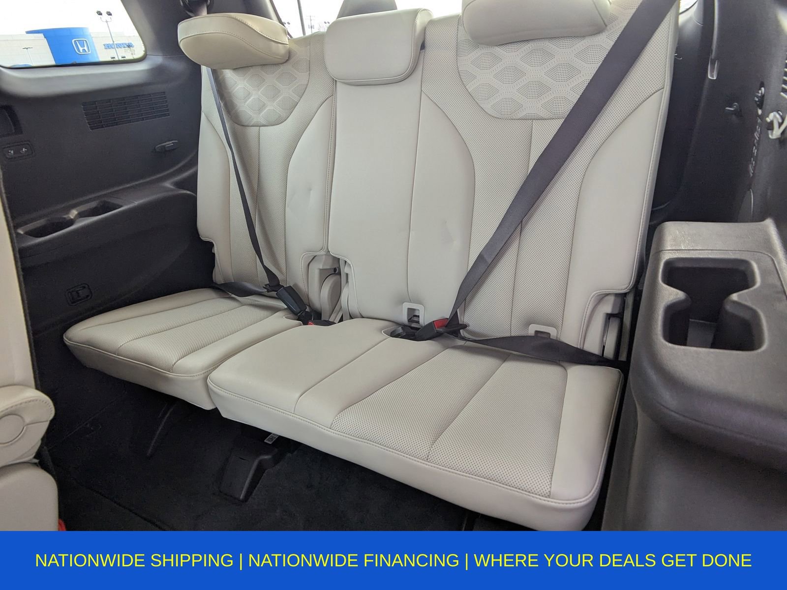 Used 2021 Hyundai Palisade Calligraphy image 13