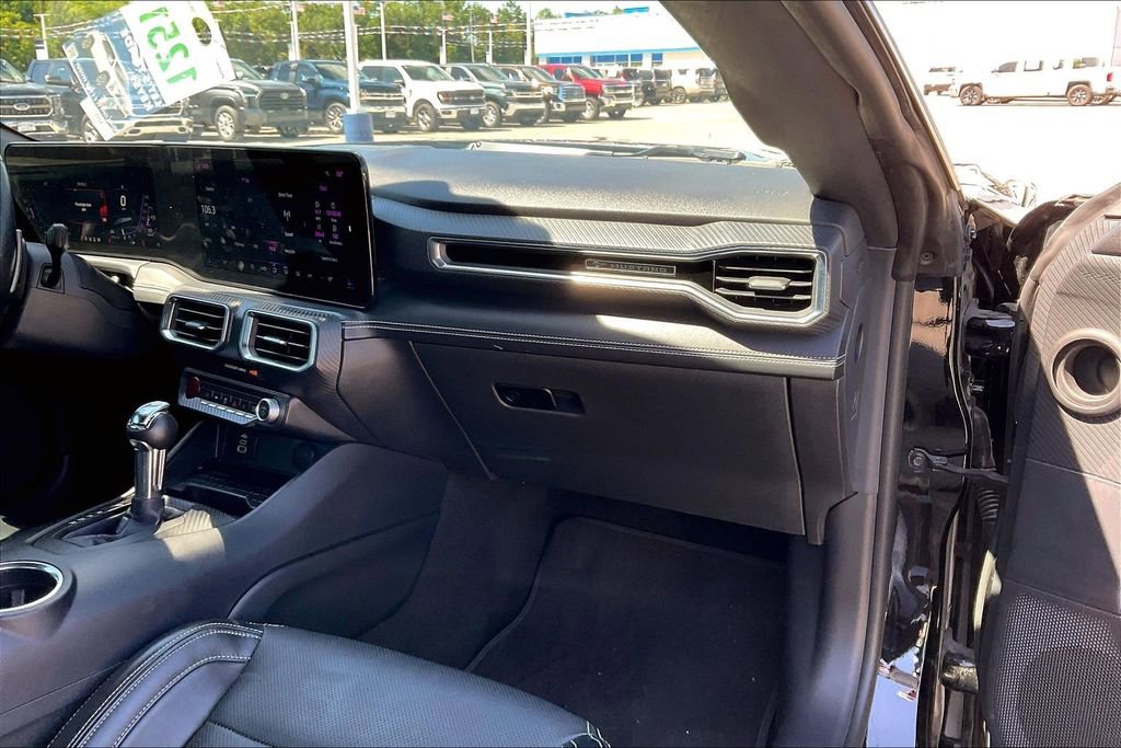 Used 2024 Ford Mustang GT Premium RWD image 16