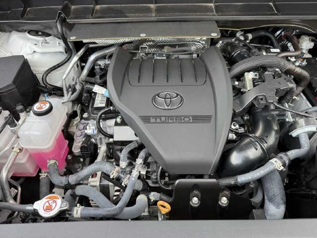 Used 2026 Toyota Highlander Limited AWD/4WD image 38