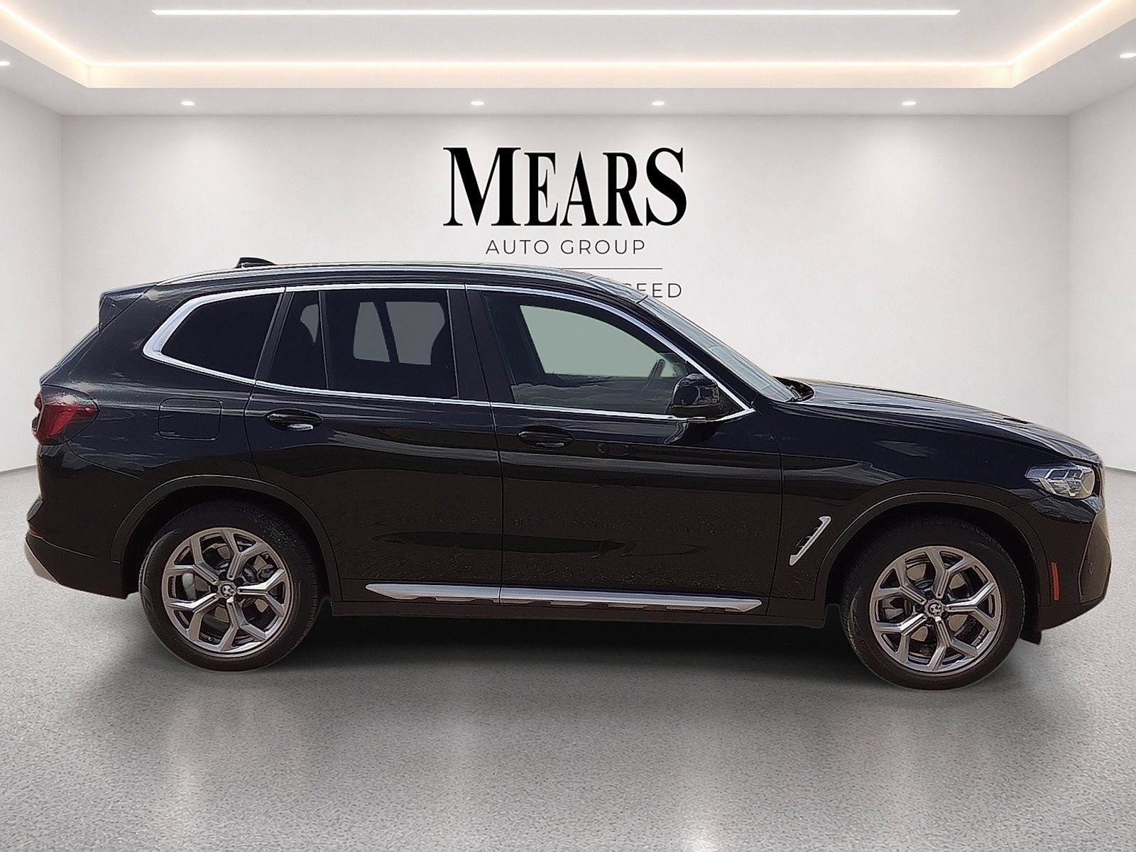 Used 2023 BMW X3 xDrive30i w/ Convenience Package AWD/4WD image 6