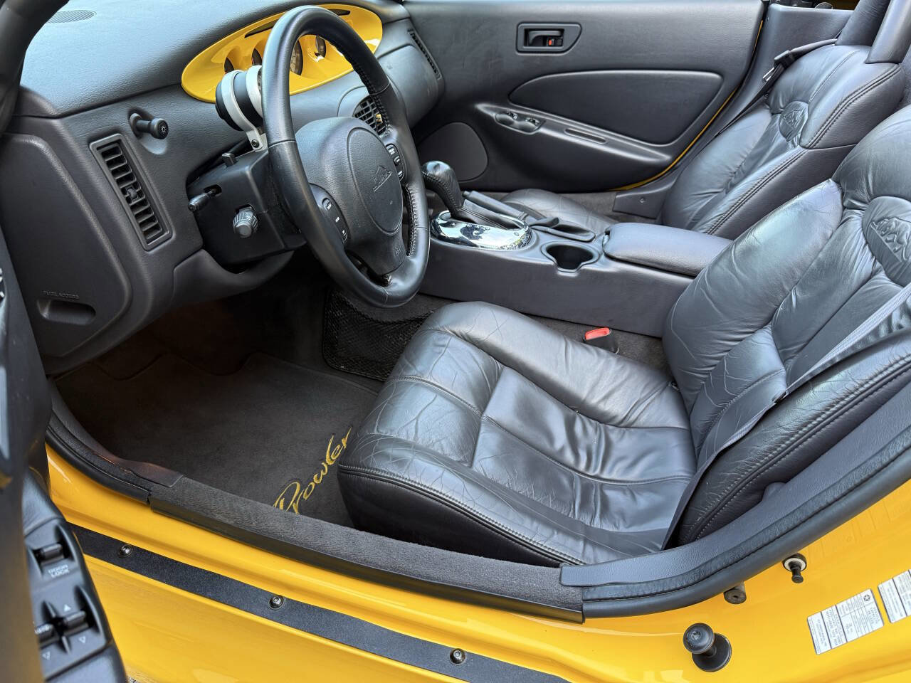 Used 2000 Plymouth Prowler RWD image 25