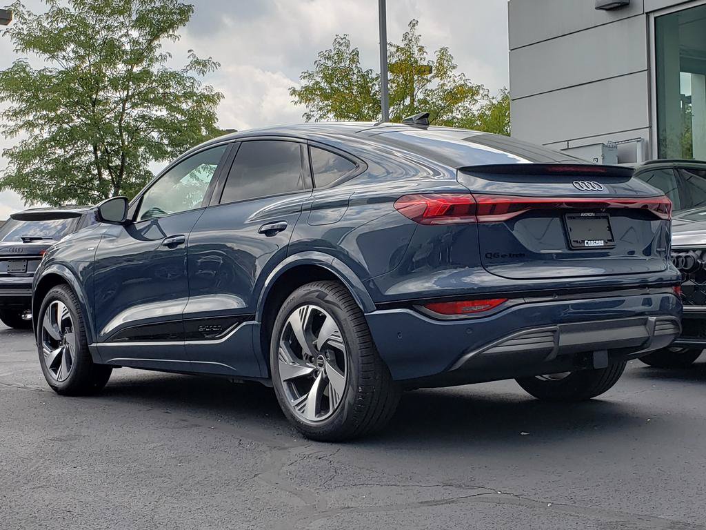 New 2027 Audi Q6 e-tron Prestige AWD/4WD image 3
