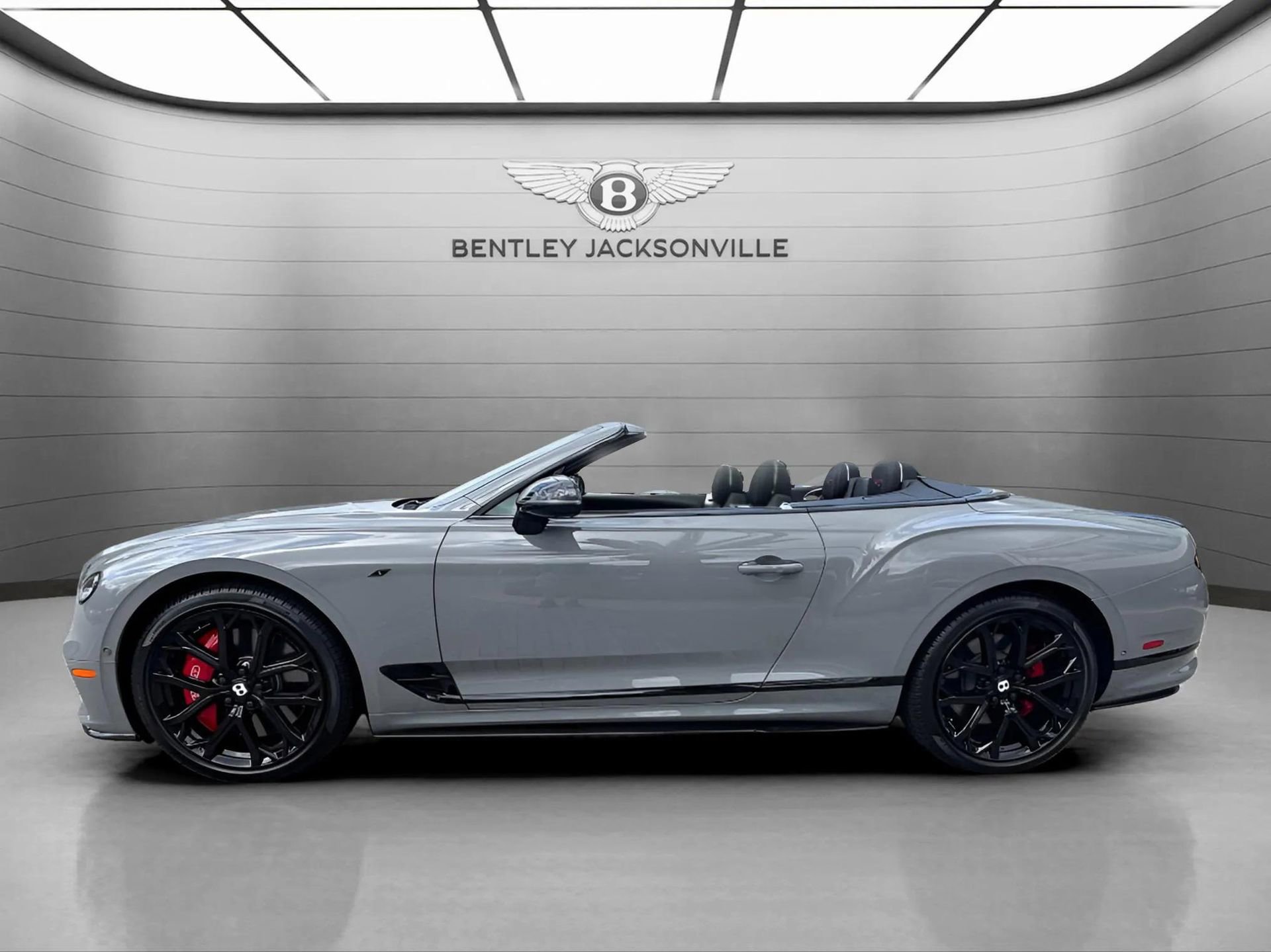 Used 2024 Bentley Continental GT image 11