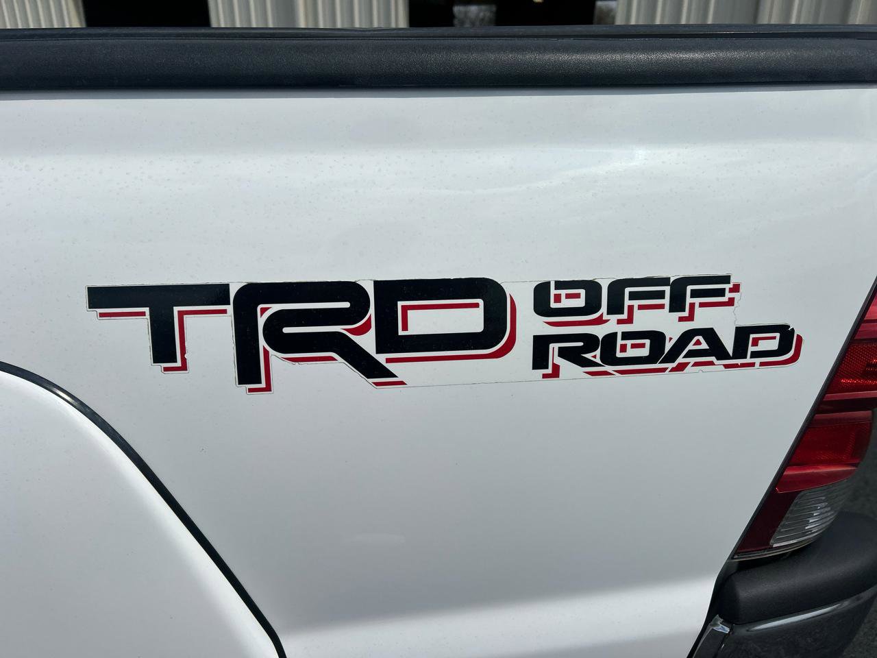 Used 2014 Toyota Tacoma PreRunner w/ TRD Off-Road Package RWD image 11
