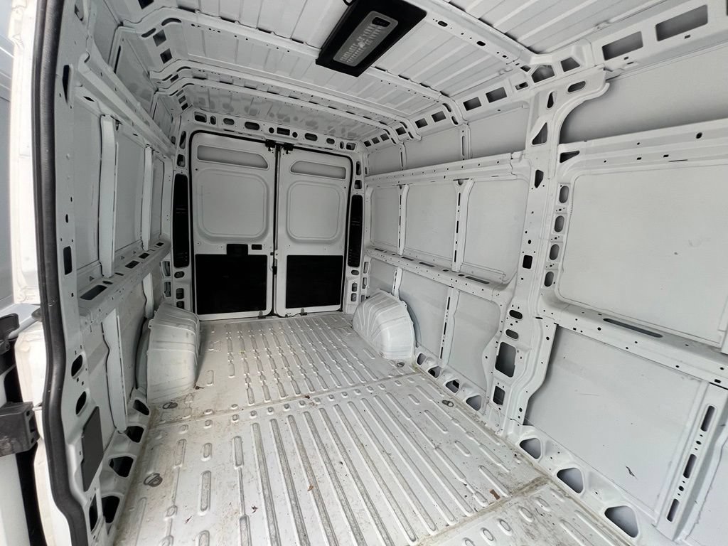 Used 2026 RAM ProMaster 2500 w/ Convenience Group FWD image 21