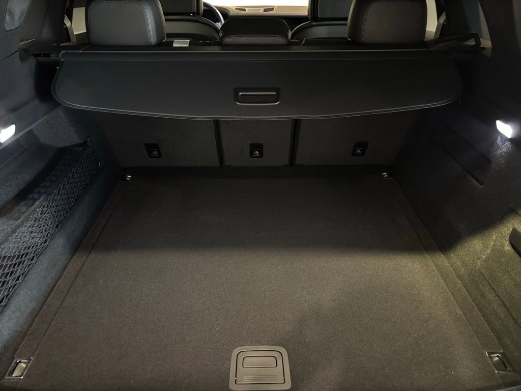 Certified 2025 Porsche Cayenne image 44