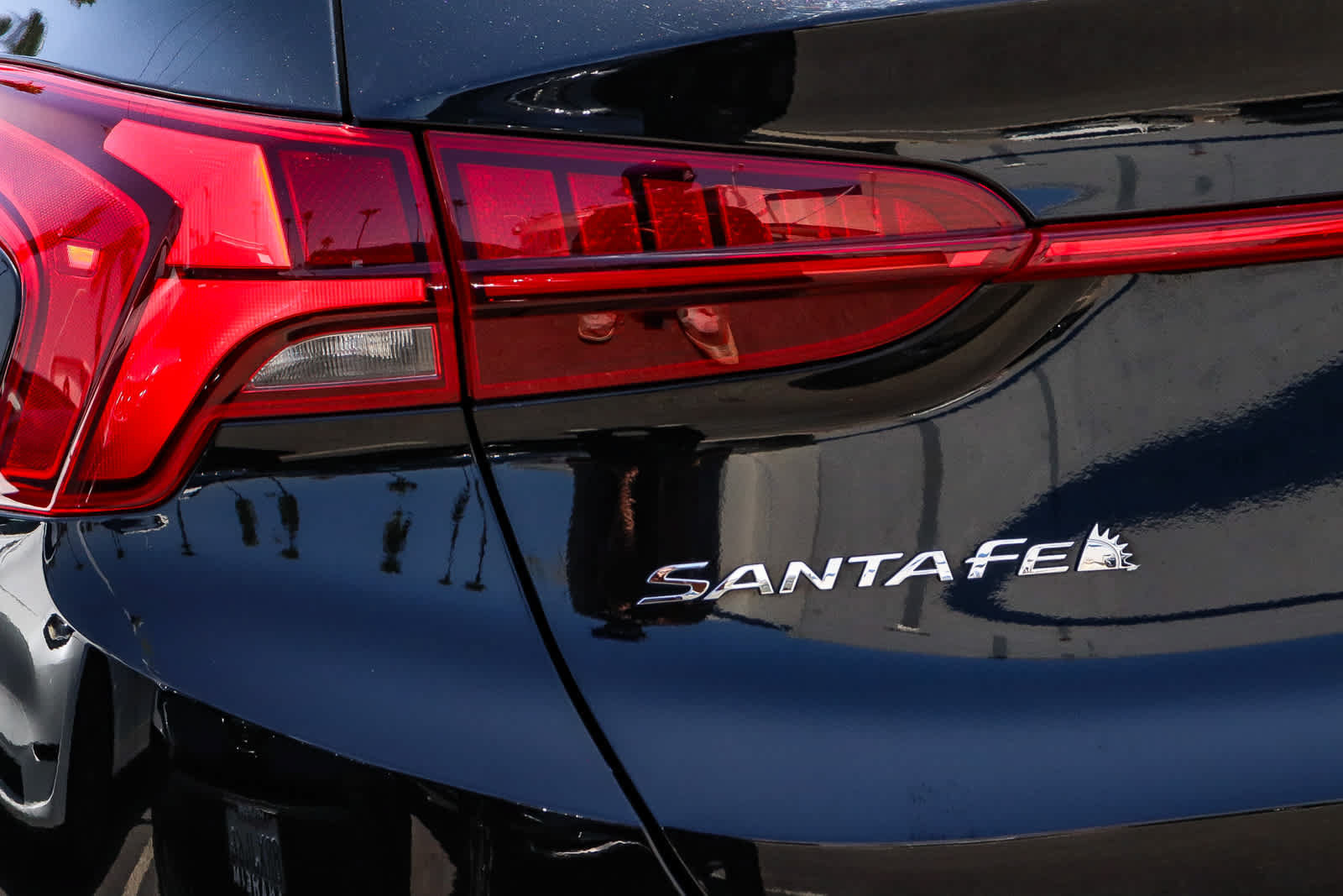 Used 2022 Hyundai Santa Fe Limited AWD/4WD image 11