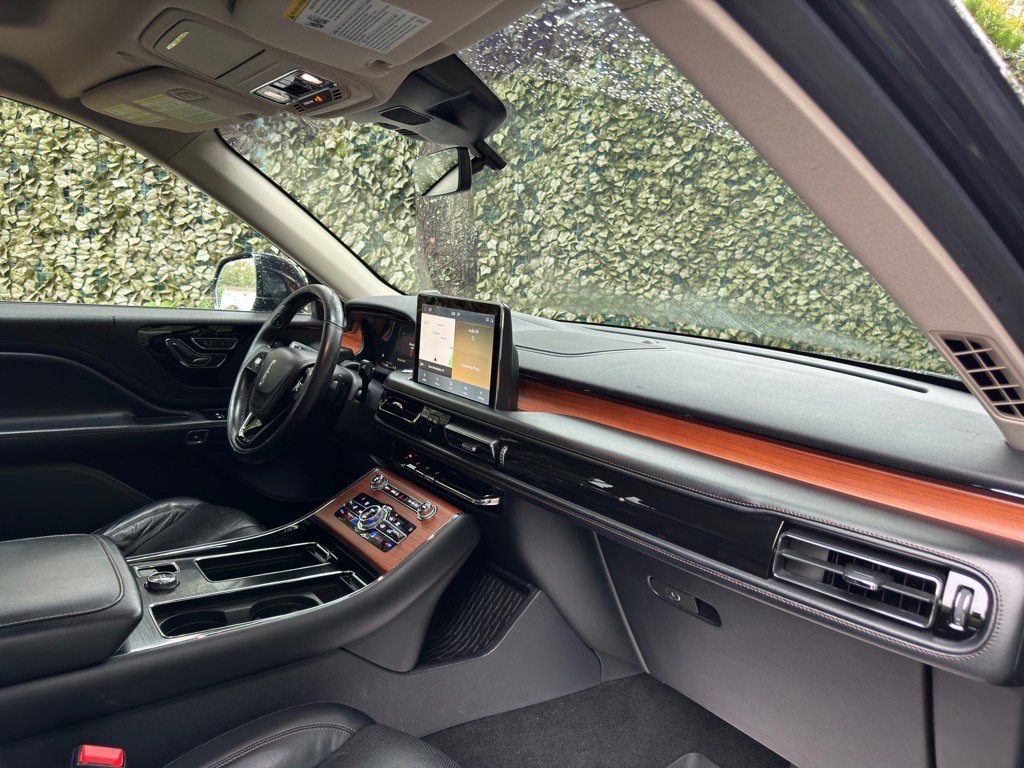 Used 2020 Lincoln Aviator Reserve w/ Equipment Group 201A image 26