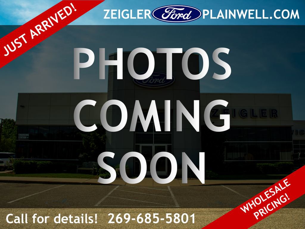Used 2024 Subaru Forester AWD/4WD image 1