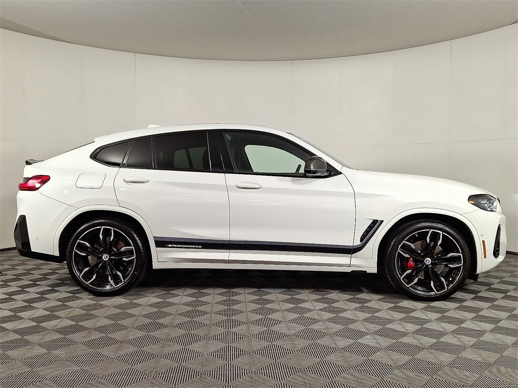 Certified 2023 BMW X4 M40i image 10