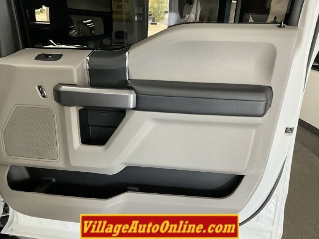 Used 2021 Ford F350 XLT AWD/4WD image 30