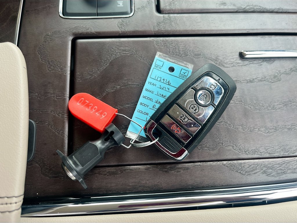 Used 2024 Lincoln Navigator Reserve AWD/4WD image 36