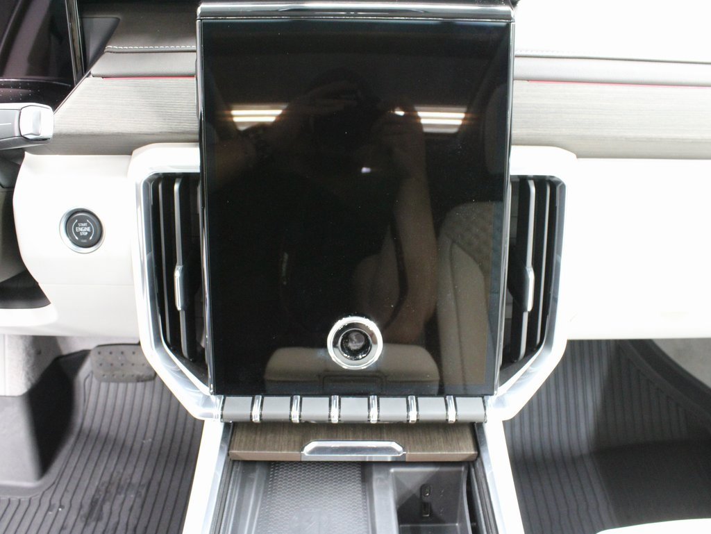 Used 2024 GMC Acadia Denali image 14