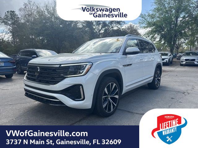 Used 2024 Volkswagen Atlas SEL Premium R-Line image 2