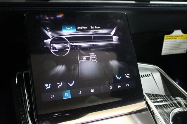 New 2025 Cadillac Escalade IQ Sport 1 w/ LPO, ONYX Package image 24