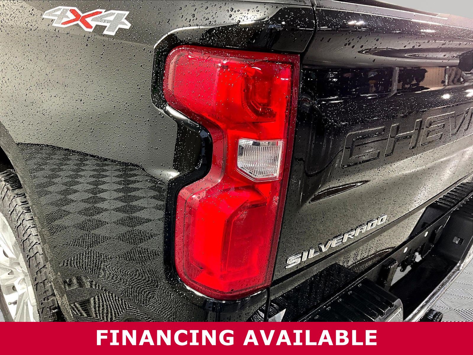 Used 2025 Chevrolet Silverado 1500 LTZ w/ LTZ Convenience Package II AWD/4WD image 24