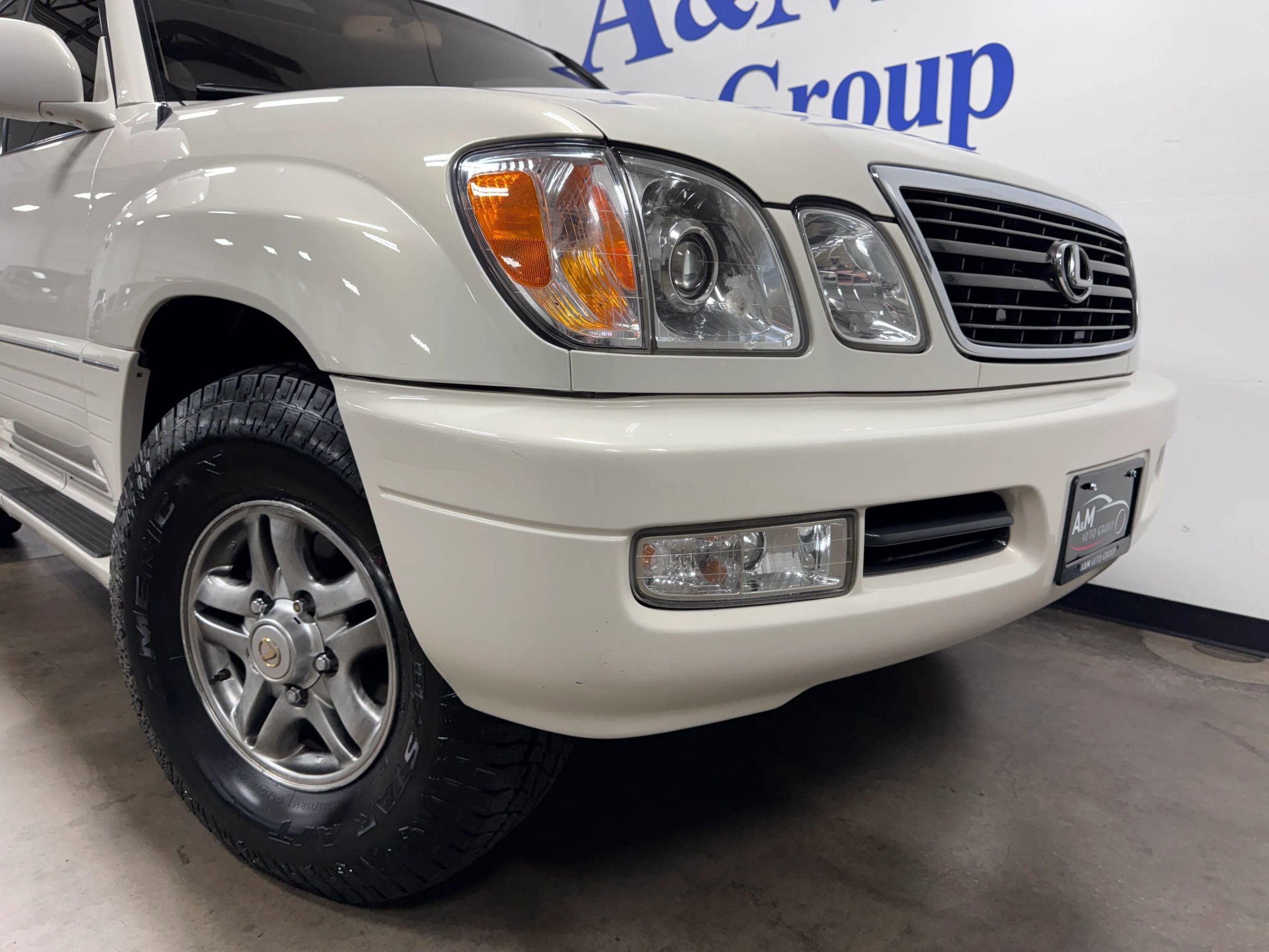 Used 2002 Lexus LX 470 LX 470 Sport Utility 4D image 23