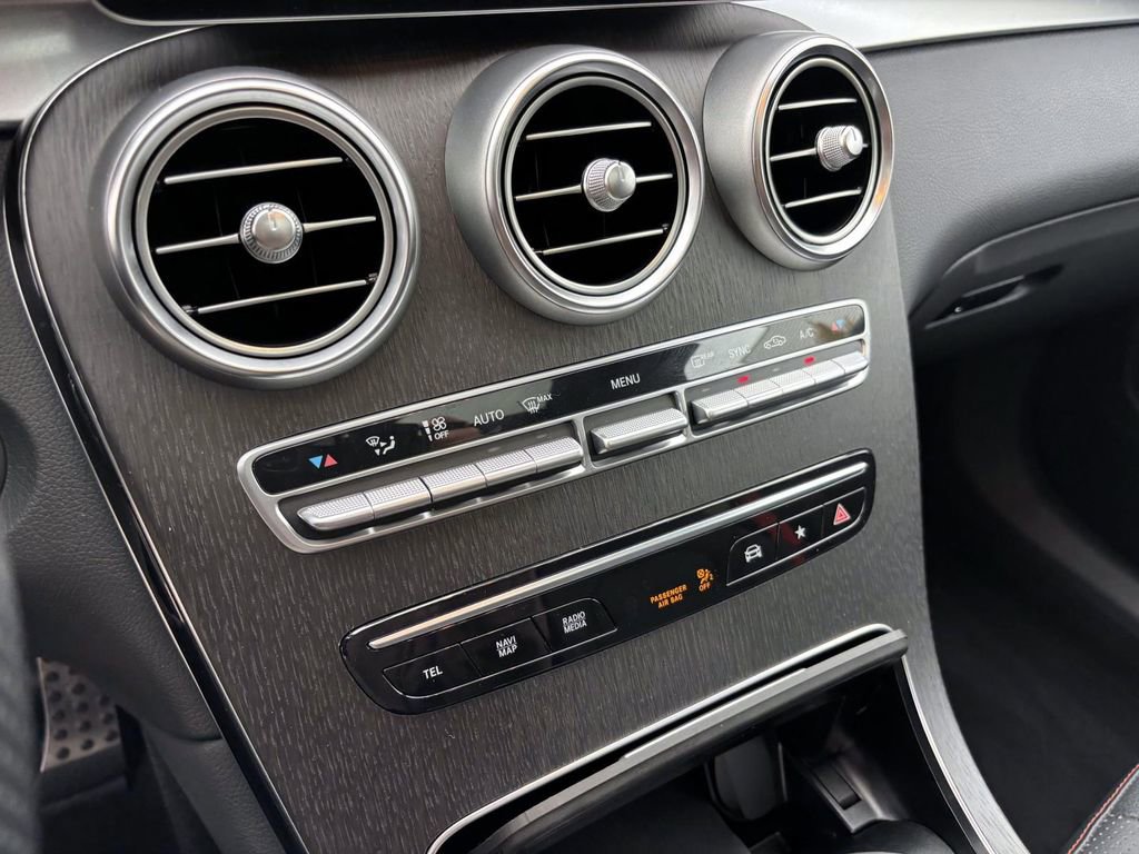 Used 2023 Mercedes-Benz GLC 43 AMG 4MATIC Coupe image 22