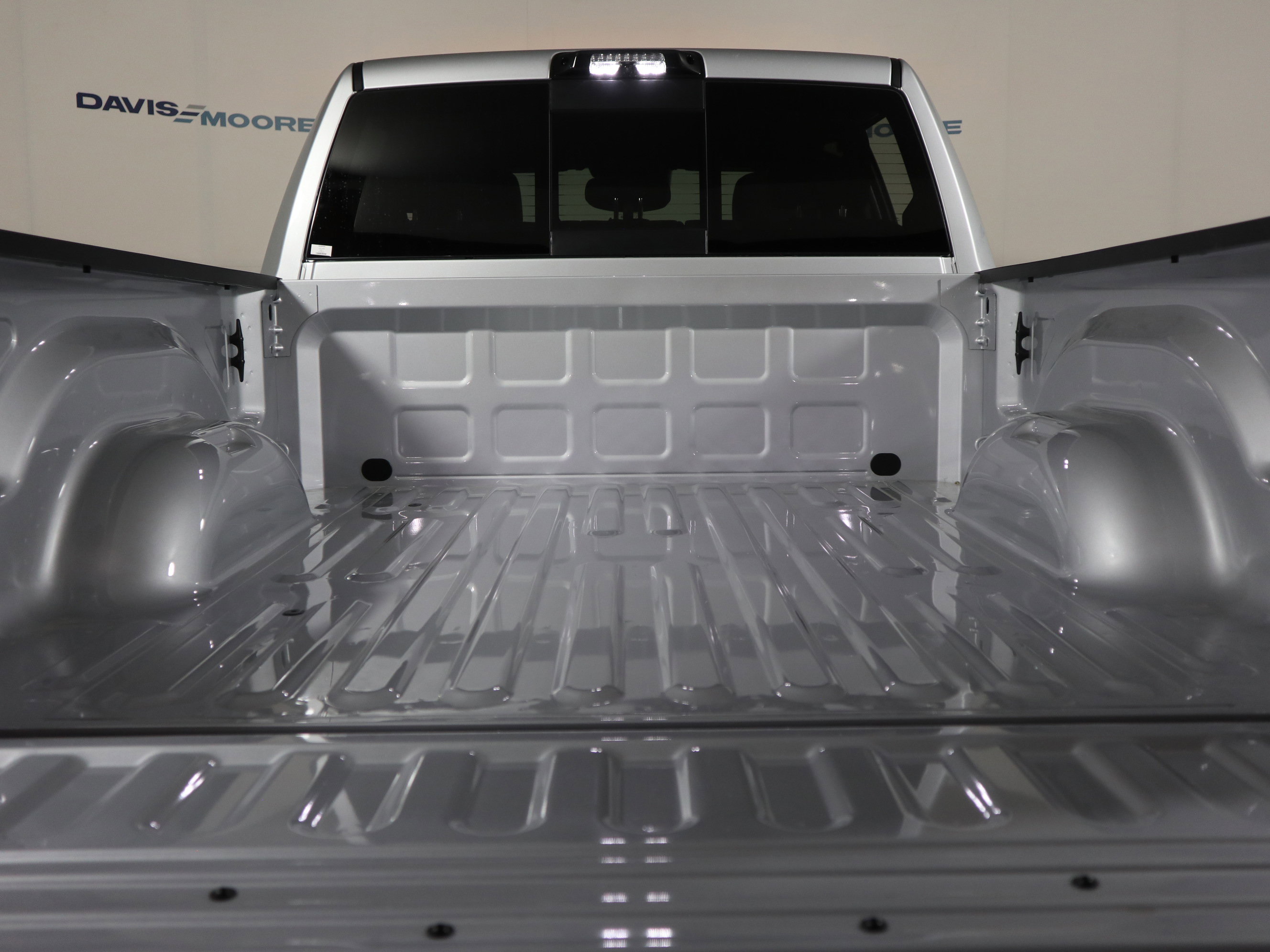 New 2026 RAM 2500 Big Horn AWD/4WD image 8