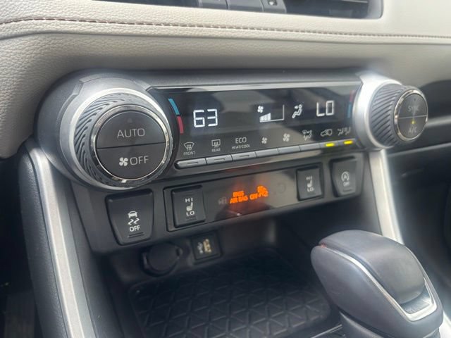 Used 2023 Toyota RAV4 XLE Premium FWD image 14