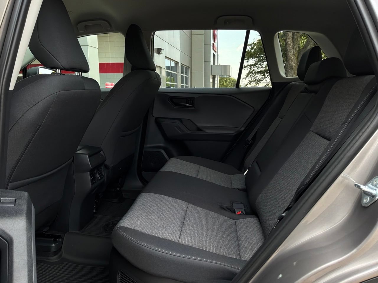 Used 2026 Toyota RAV4 LE AWD/4WD image 13