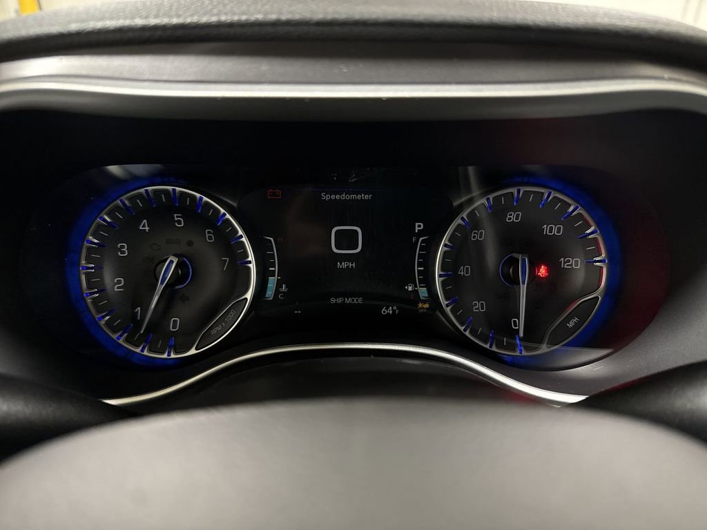 New 2026 Chrysler Pacifica Select image 12