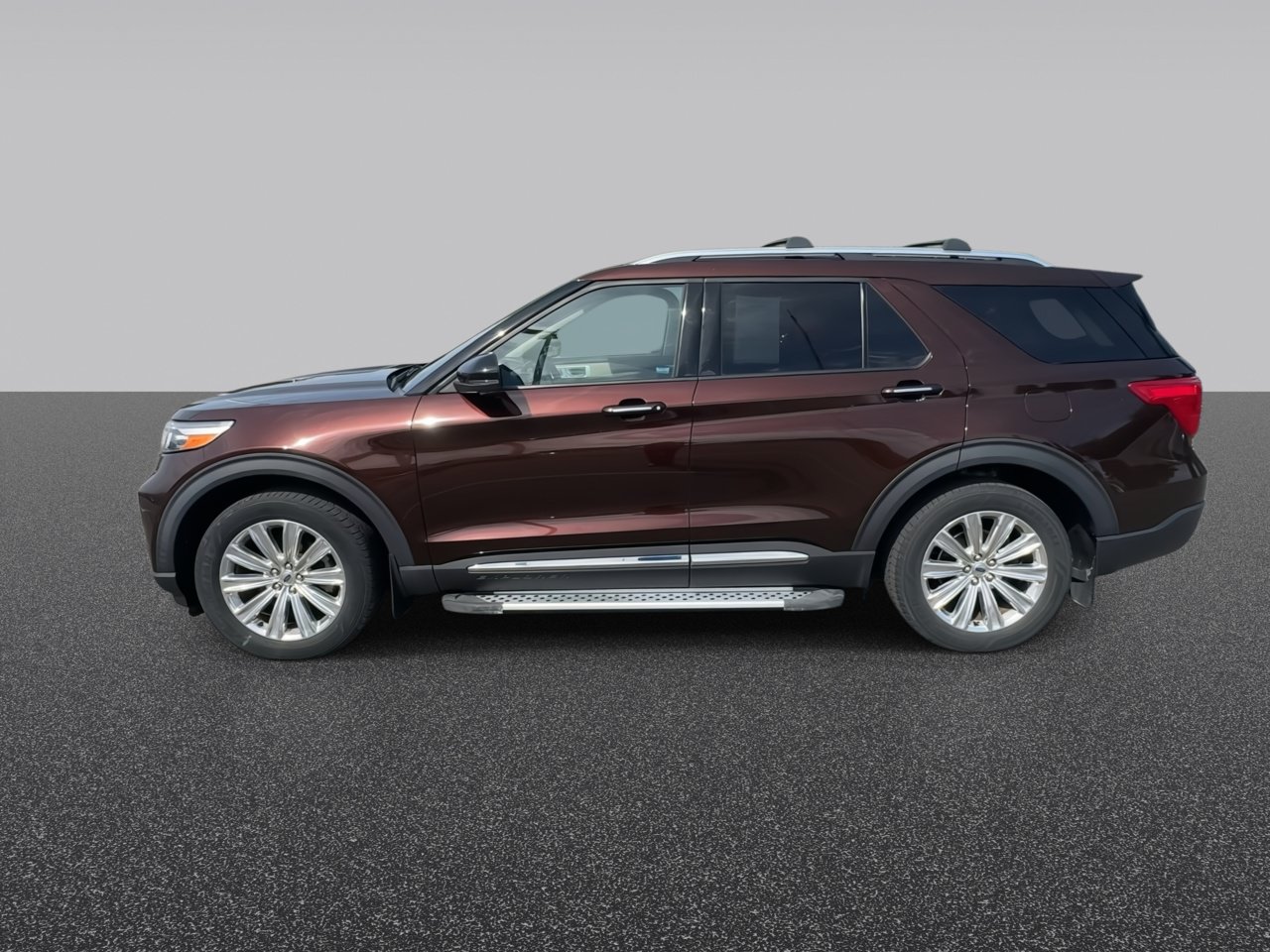 Used 2020 Ford Explorer Limited w/ Class III Trailer Tow Package AWD/4WD image 6